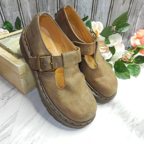 Dr. Martens Shoes - Vtg Dr Marten T bar made in england mary janes 6